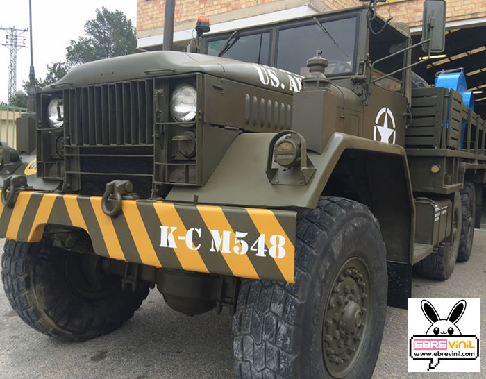 decoración de vehículos militares americanos clásicos con vinilos decorativos