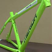 Decoración con vinilos adhesivos en una bicicleta BTT