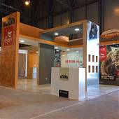 Diseño, construcción y decoración de un stand ferial para PropPet Madrid 2017