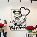  Vinilo decorativo de corte San Valentín para tiendas juveniles – diseño manga divertido 09897