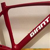 Máscara de vinilo para la decoración de una bicicleta GIANT