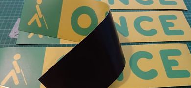 Vinilos magnéticos para automóviles