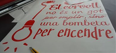 La mejor selección de vinilos decorativos con textos en catalán