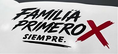 Vinilos decorativos personalizados: la guía definitiva para crear decoración única con tus ideas, archivos y proyectos a medida