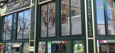 Decoración con vinilos adhesivos para una cervecería