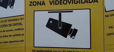 Vinilos impresos con el Cartel de Zona Videovigilada Homologado
