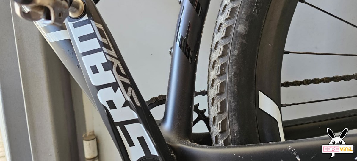 adhesivoss Specialized
