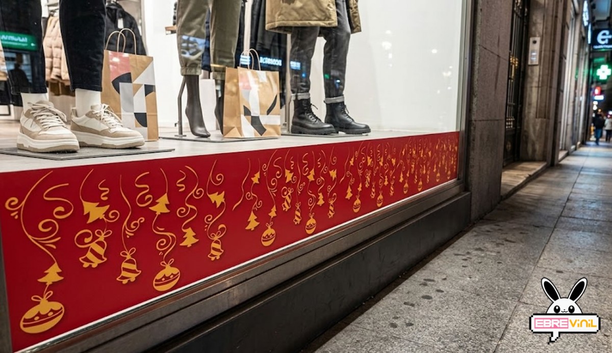 Adornos navideños vinilo adhesivo aplicados cristal tienda