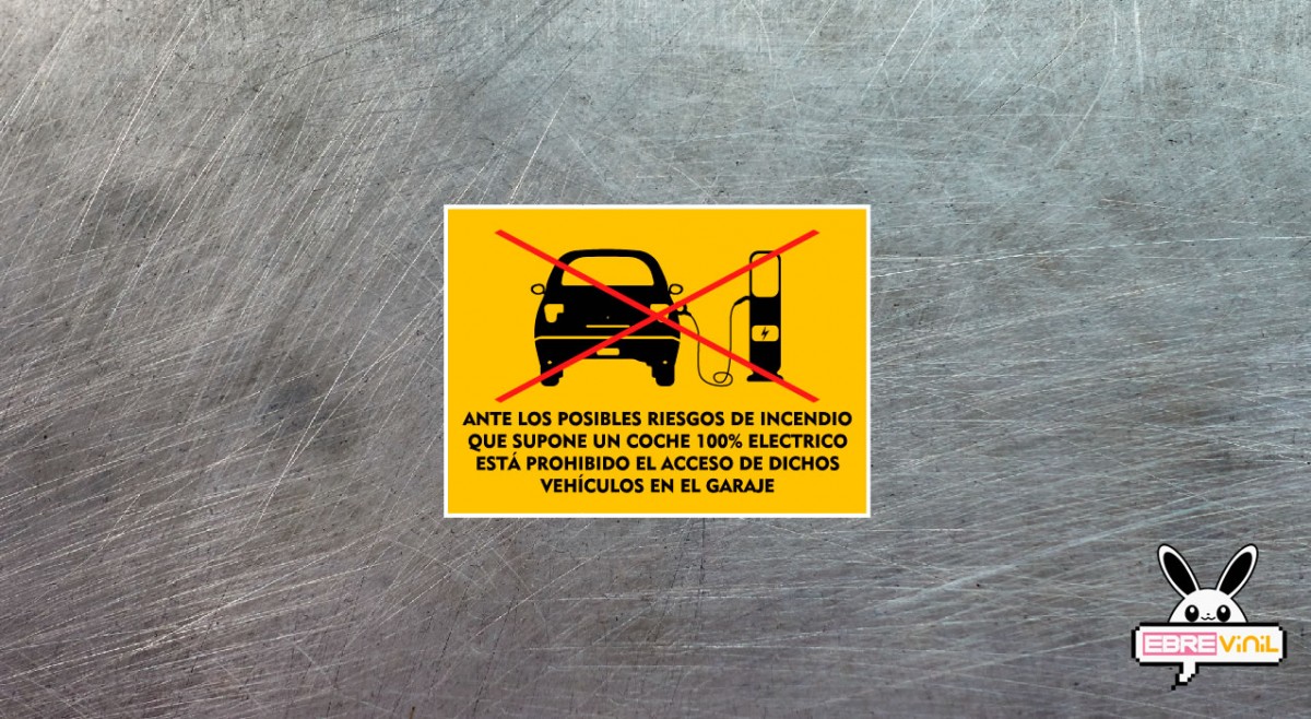 vinilo prohibido coches electricos garaje