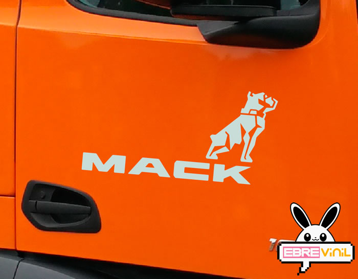 Vinilo adhesivo para la personalizar camiones MACK