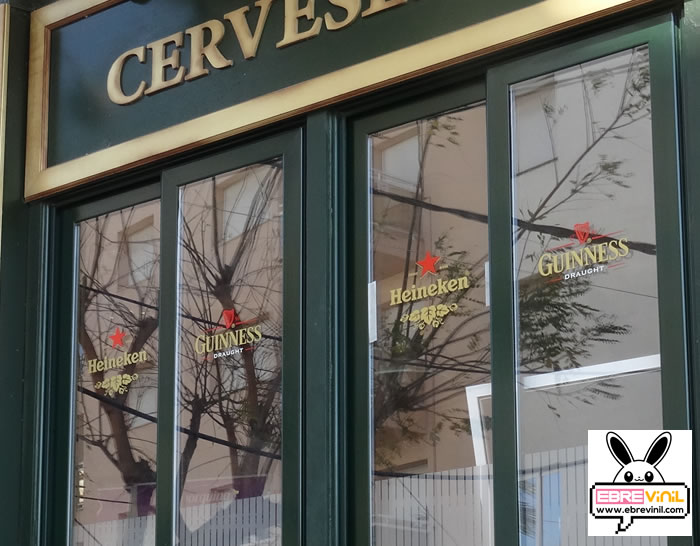 vinilos decorativos de corte personalizados hostelería